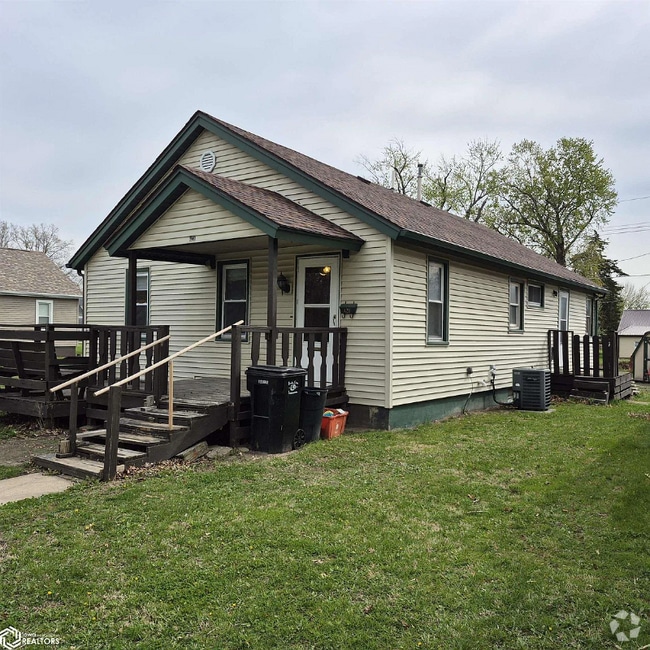 Building Photo - 428 Osceola St