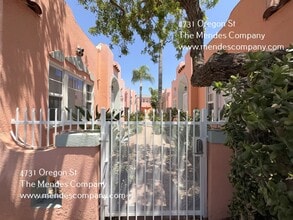 Building Photo - 4727 Oregon St