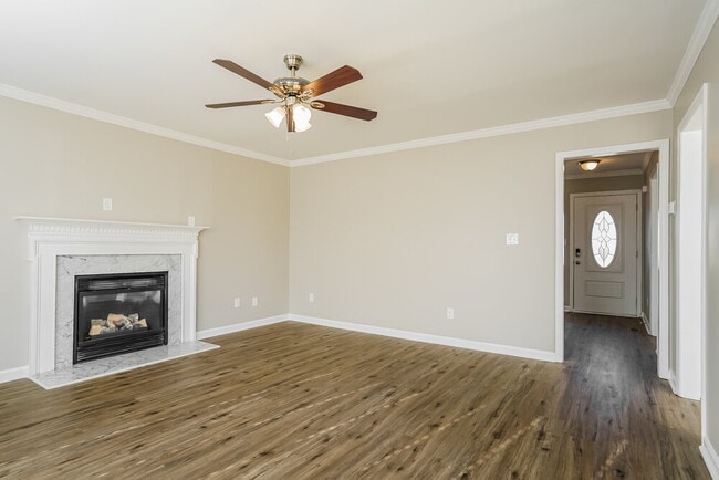 Building Photo - 7100 Missionary Ridge Dr