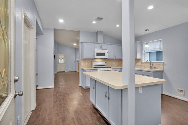 Building Photo - 20107 Stonepine Creek Dr