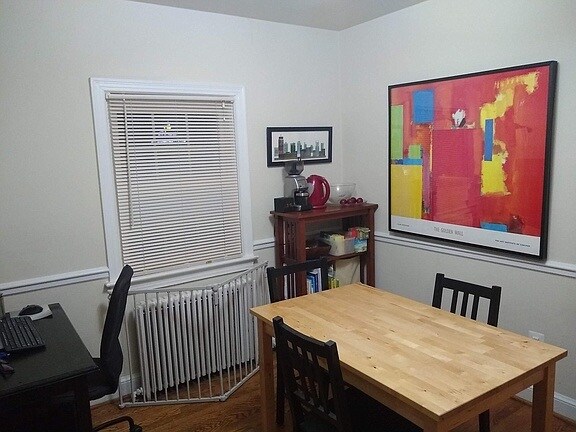 Foto del edificio - 1055 N Monroe St