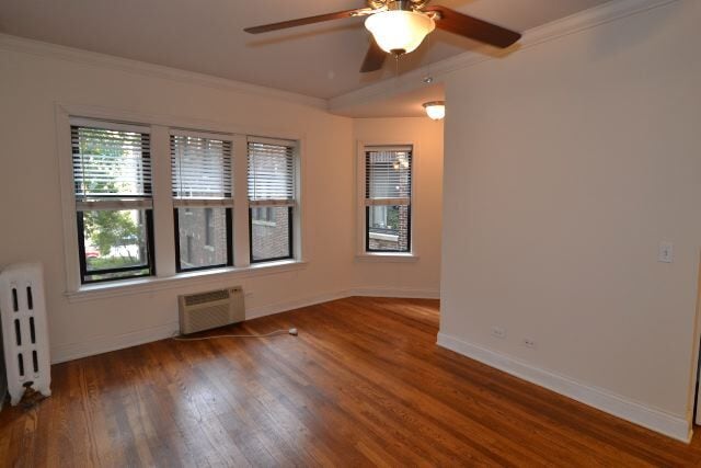 Foto del edificio - 726 W Addison St