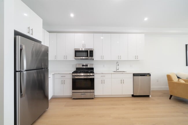 Foto del edificio - 3309 Liberty Ave