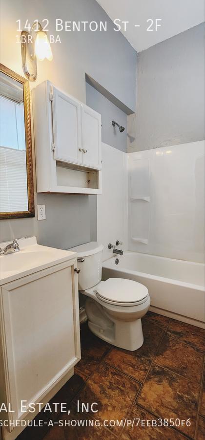 Foto del edificio - 1412 Benton St