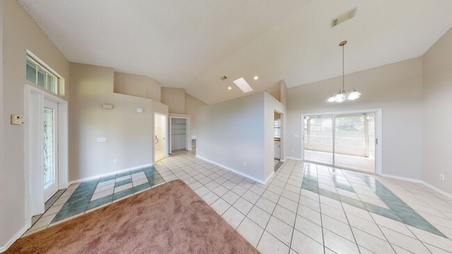 Building Photo - 3BR/ 2 BA Culdesac Home In Port St Lucie