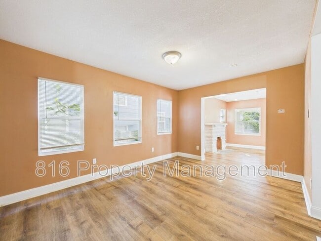 Building Photo - 3803 Bellefontaine Ave
