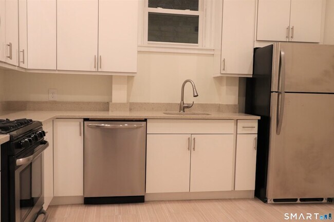 Foto del edificio - 235 Wooster St