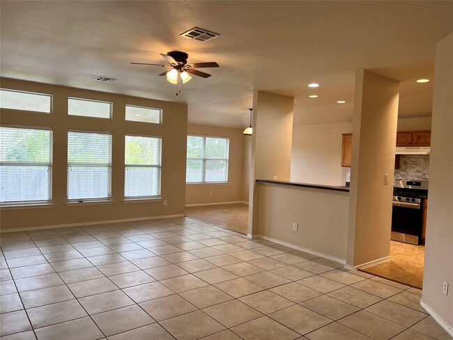 Building Photo - 12032 Timber Heights Dr