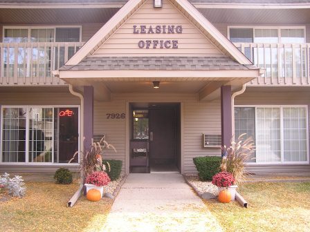Foto del edificio - 8044 S Wildwood Dr