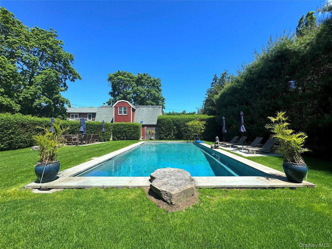 Primary Photo - 198 S Country Rd