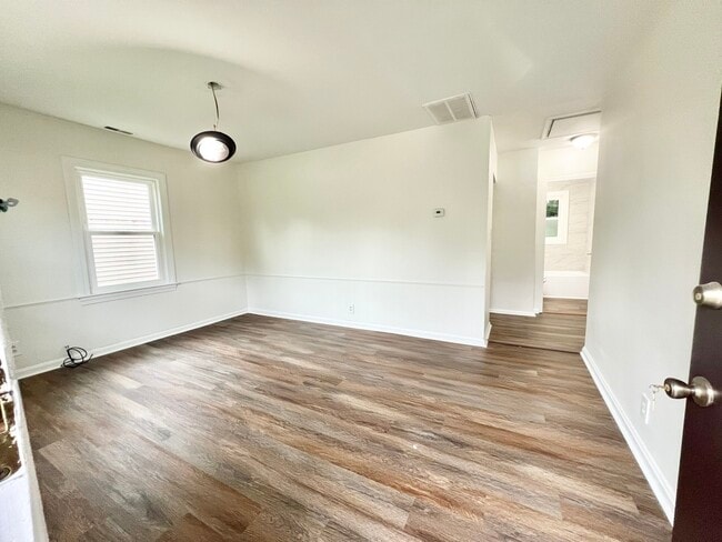 Photo - 2128 S 40th St House