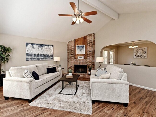 Foto del edificio - 8300 Dixon Dr