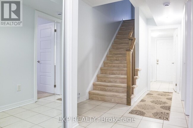 Building Photo - 230 Avonsyde Blvd