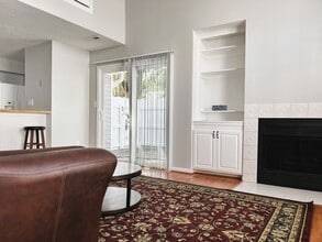 Building Photo - 1705 Willow Creek Ct