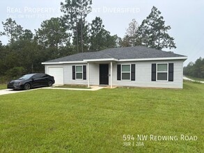 Building Photo - 594 Redwing Rd