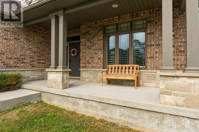 Photo du bâtiment - 12 Ashwood Cres