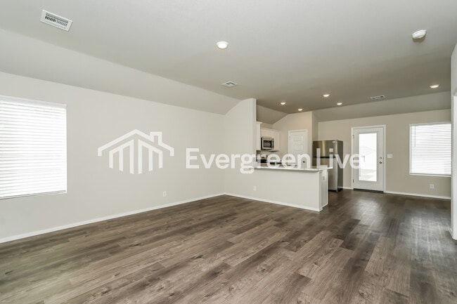 Foto del edificio - 1104 W Lawton Rd