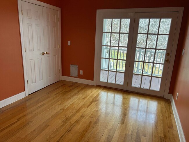 Foto del edificio - 3 or 4 Bedroom / 2 Bath Home   Kingsport TN