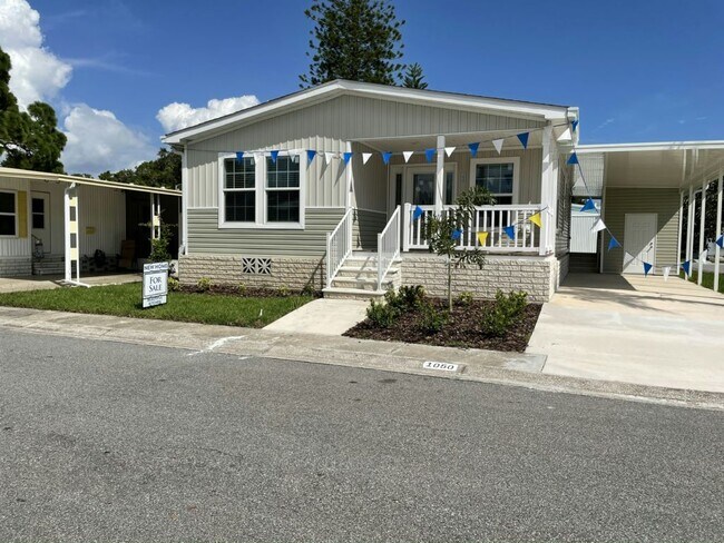 Foto del edificio - 15666 49th St N