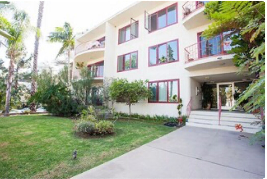 Foto principal - 3407 Huxley St