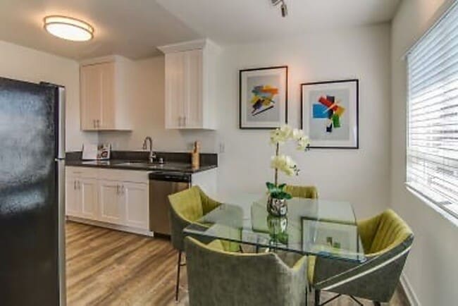 Building Photo - Mid-Century Pasadena Style with Modern Interiors