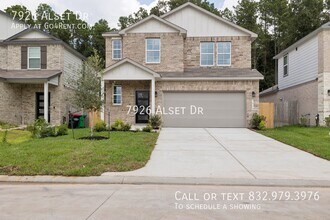 Building Photo - 7926 Alset Dr