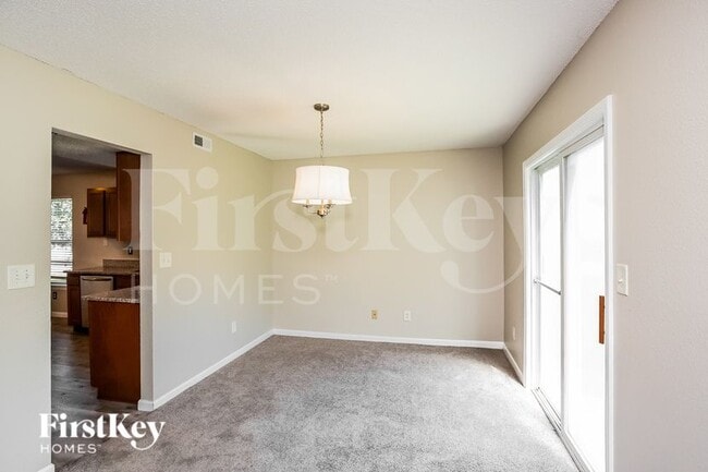 Foto del edificio - 5971 Liverpool Ln