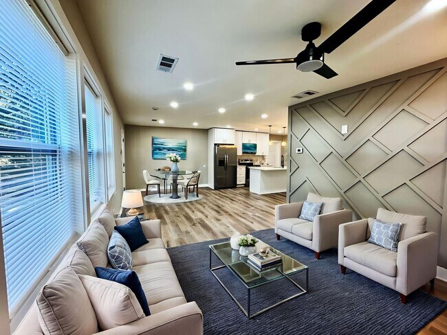 Building Photo - Oakland City Gem