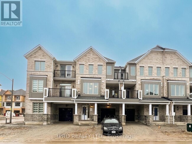 Building Photo - 42 Ennerdale St