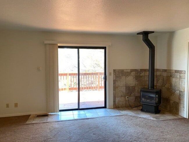 Foto del edificio - Very nice and comfortable Alta Sierra Home