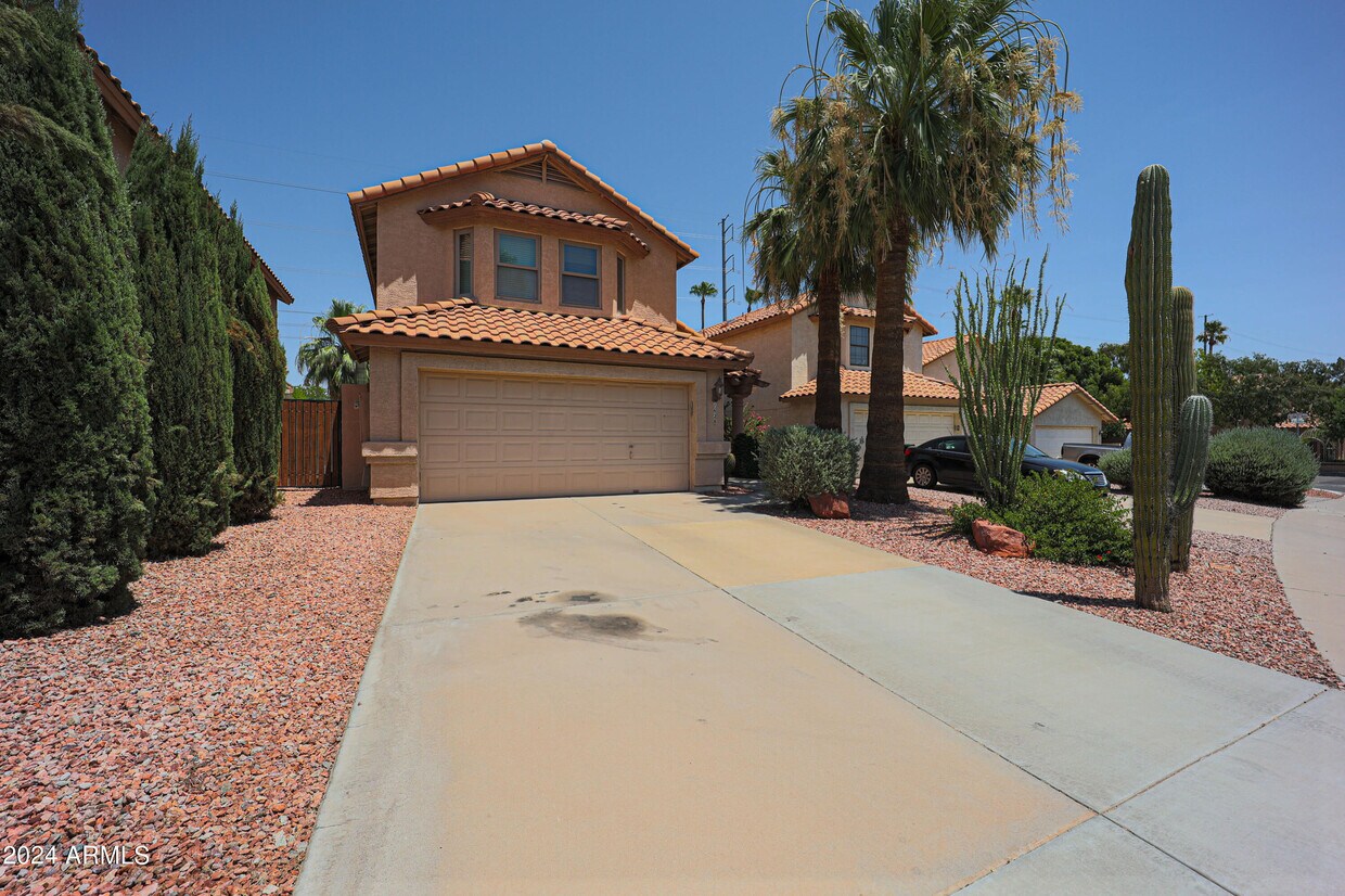 Primary Photo - 1628 E Villa Theresa Dr