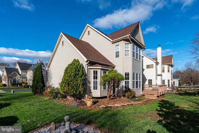 Foto del edificio - 46806 Willowood Pl