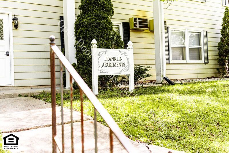 Foto principal - 1716 Franklin Ave