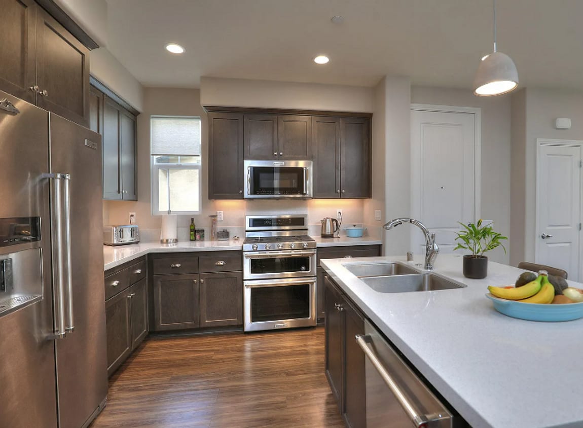 Primary Photo - Beautiful Spacious 3-Bedroom, 2.5-Bathrm T...