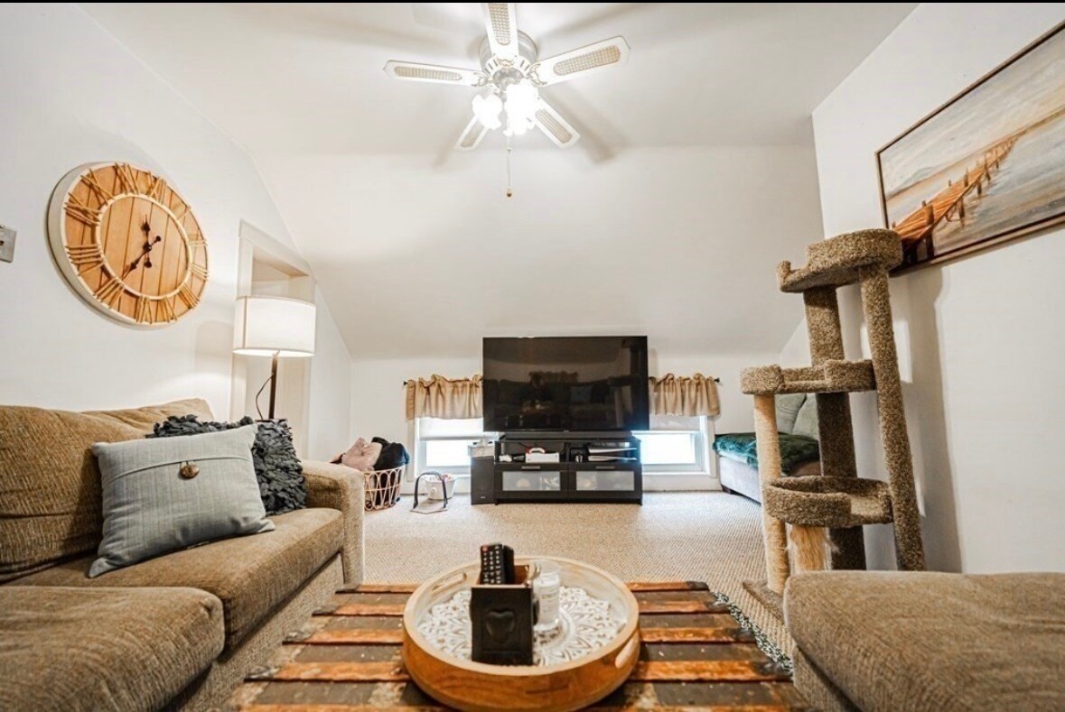 103 Main St Unit 2, Fairhaven, MA 02719 Apartments in Fairhaven, MA