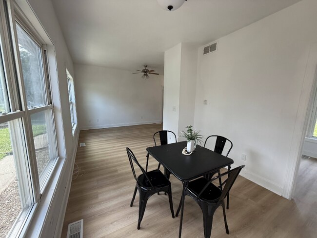 Foto del edificio - 1547 13th St