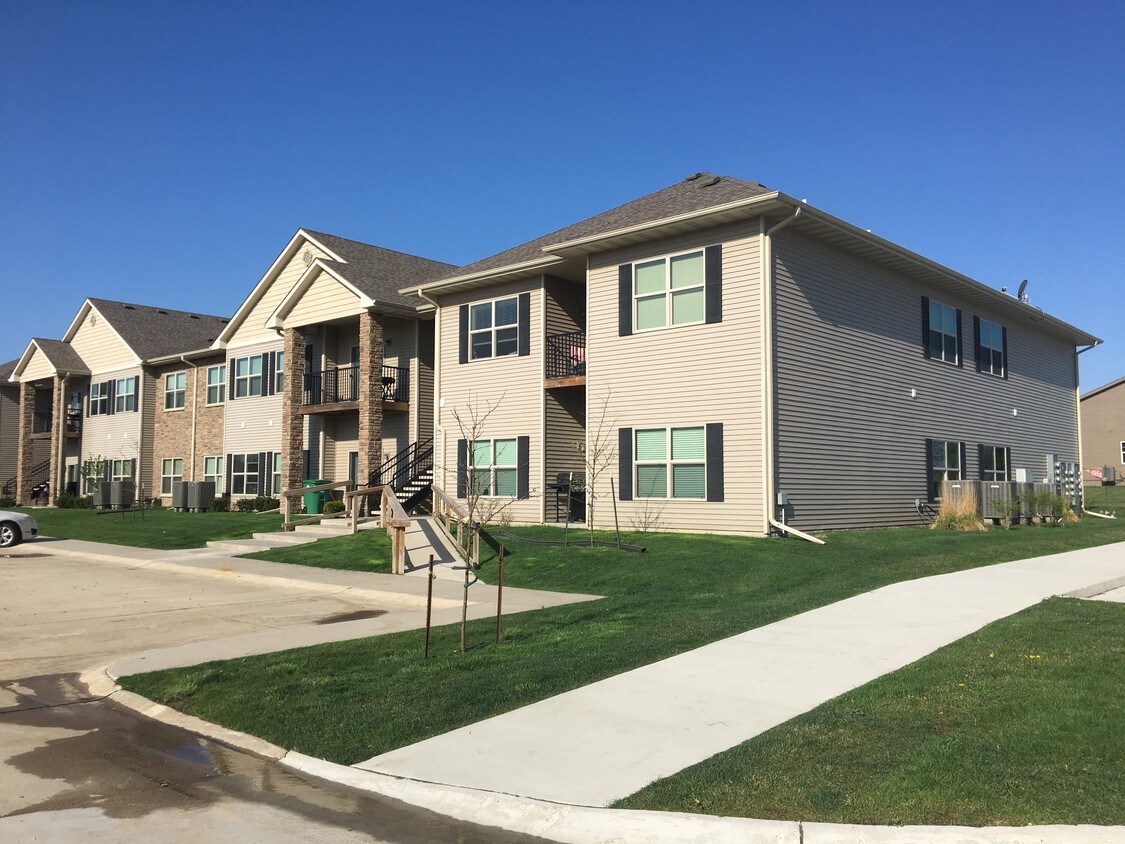 1211 NE Windsor Dr, Ankeny, IA 50021 Apartments in Ankeny, IA