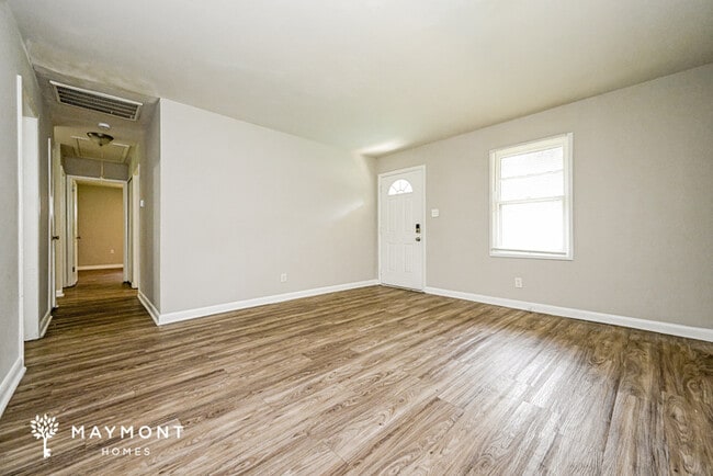 Foto del edificio - 1044 Valley View Rd SE