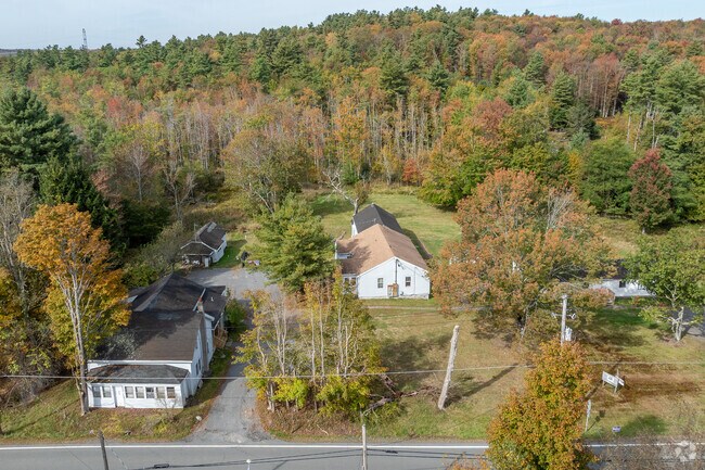 Building Photo - 274-278 Cold Spring Rd