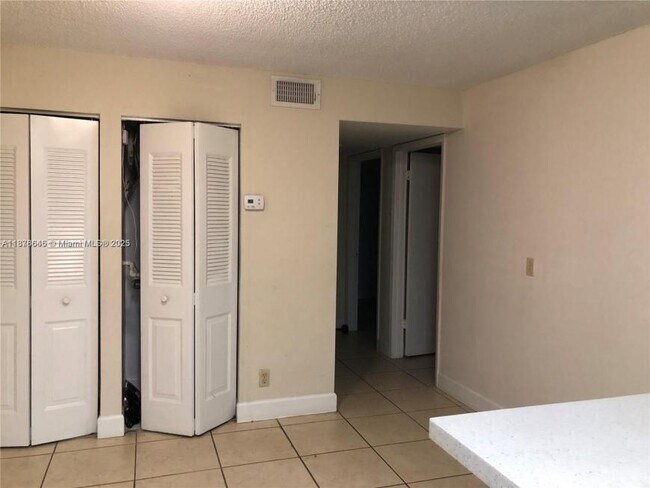 Foto del edificio - 2 bedroom in Plantation FL 33324