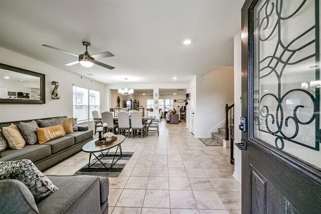 Building Photo - 20738 Oakley Falls Dr