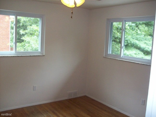 Building Photo - 565 Cumberland Rd