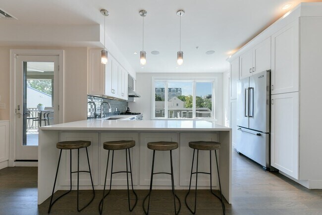 Foto del edificio - 405 W 1st St