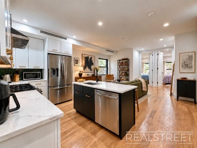 Building Photo - Spacious 3-Bedroom Duplex with Private Outdoor Space in Ocean Hill