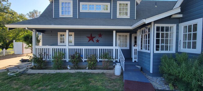 Foto del edificio - 1840 N Township Rd