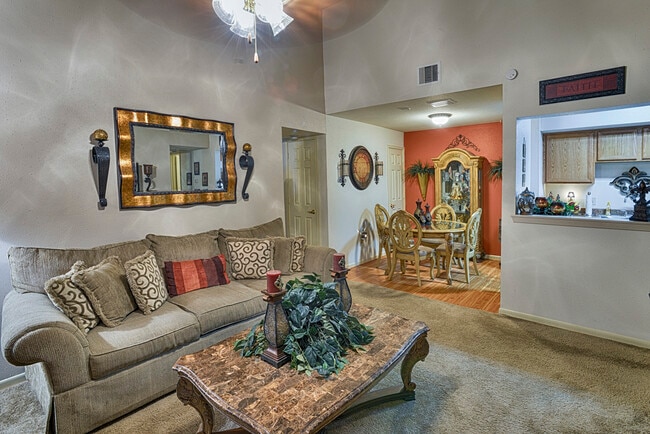 Building Photo - Woodcreek Village Apartments