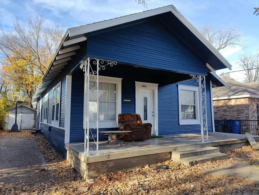 Primary Photo - 2605 Birmingham Ave