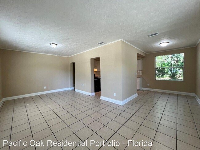 Building Photo - 3 br, 1 bath House - 3313 Green St