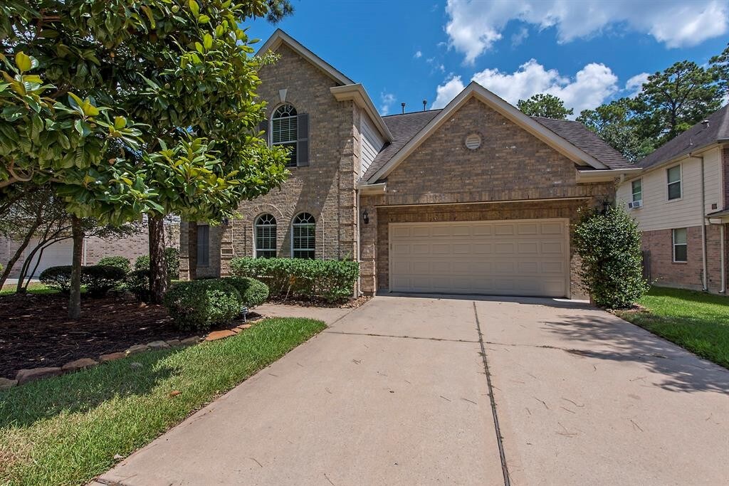 11 E Shale Creek Cir, Spring, TX 77382 House for Rent in Spring, TX