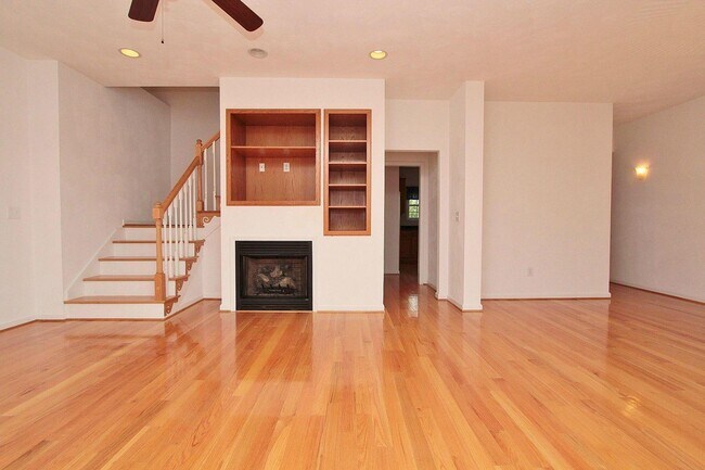 Building Photo - 2359 Wolf Run